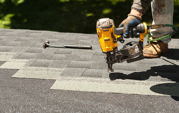 Best Roof Repair Services  in Menasha, WI